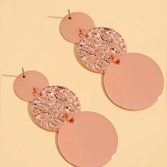 Rose Golden Round Disc Earring - Picture 3 of 4
